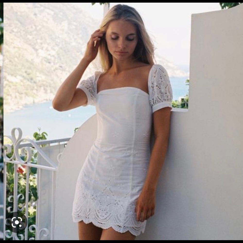 With Jean white Etoile dress.